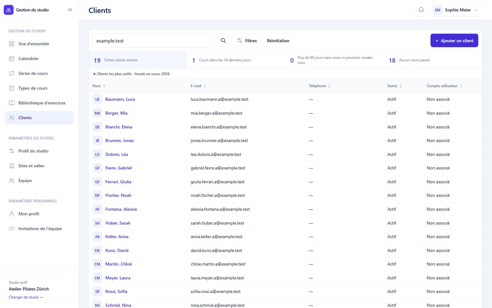 Gestion des clients de la démo locale avec clients fictifs et adresses example.test